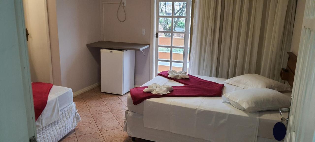 Hotel Pousada Ilha Do Mar Bombinhas Extérieur photo